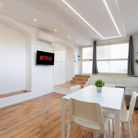 Adventure Rent Luxury - Ponte Milvio *